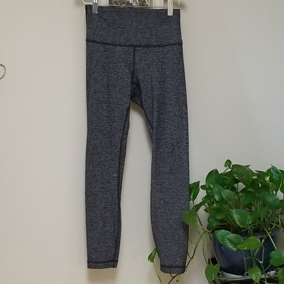 lululemon athletica Pants - Lululemon Women's leggings Size 6